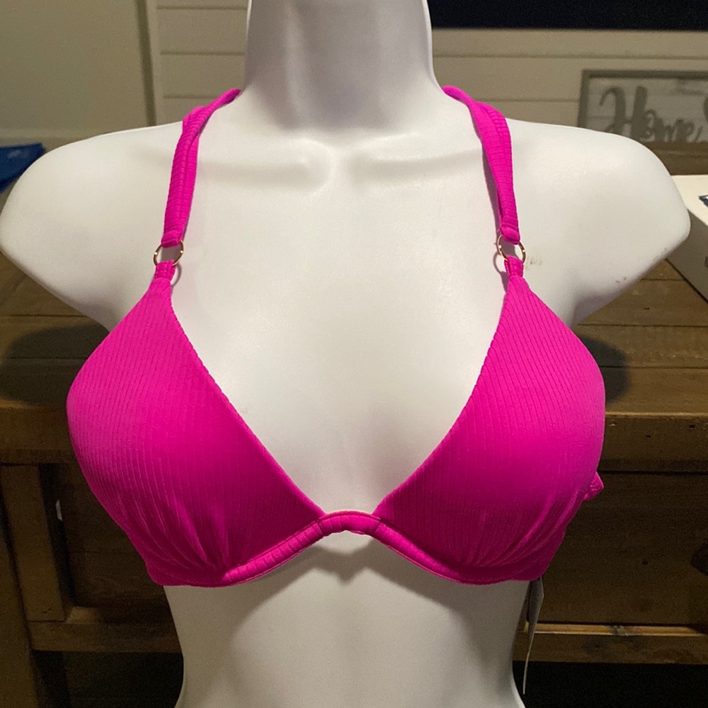 34B bikini top nwt•